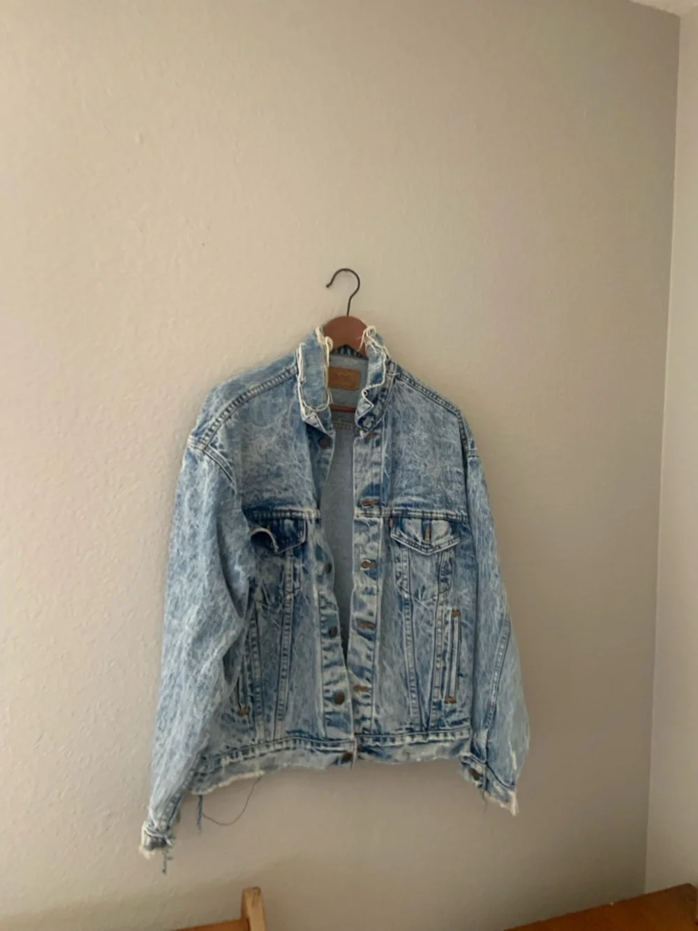 Vintage Levi’s Wash Distressed Denim Jacket - Mens m
